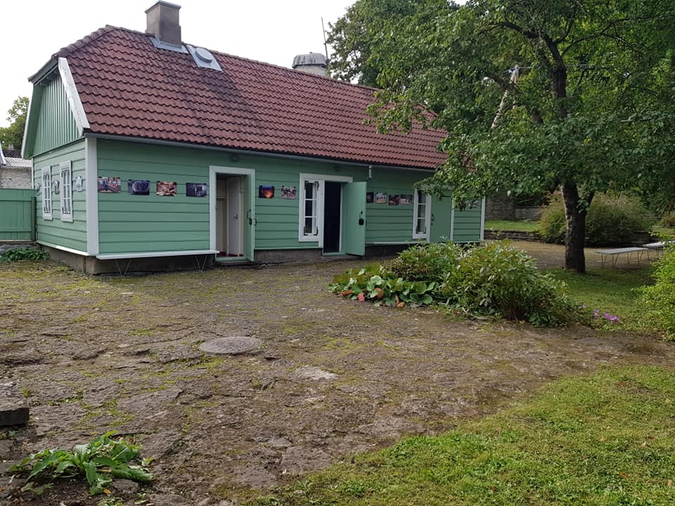Linnakodaniku õu